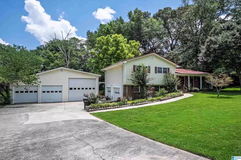 545 Overhill Dr, Pelham, AL 35124