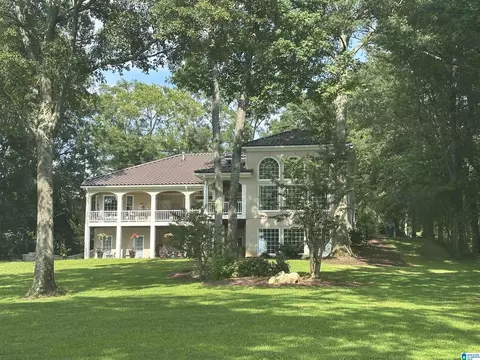 1015 River Oaks Dr, Cropwell, AL 35054
