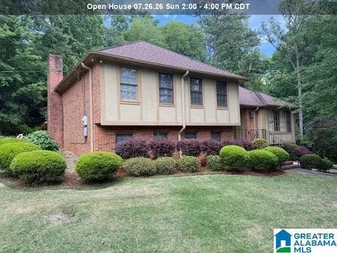 1748 Napier Dr, Hoover, AL 35226