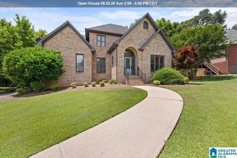 4420 Coach Dr, Trussville, AL 35173