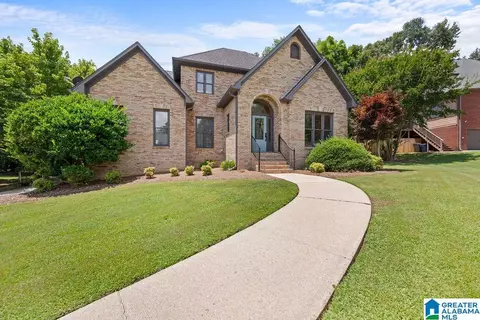 4420 Coach Dr, Trussville, AL 35173