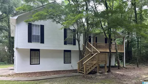 2069 Nixon Rd, Bessemer, AL 35022