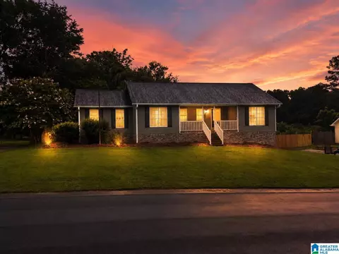 5215 Tyler Oaks Dr, Mount Olive, AL 35117