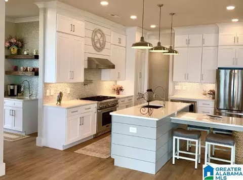 Kitchen - 130 Willow Ln, Equality, AL 36026 photo 3 of 7