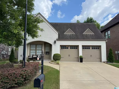 3323 Chase Ct, Trussville, AL 35235