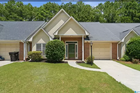 2250 Ascot Ln, Birmingham, AL 35216