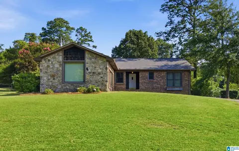 2245 Mcgwier Dr, Hoover, AL 35226