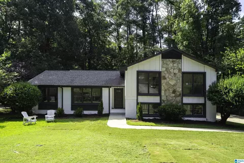 1385 Atkins Trimm Blvd, Hoover, AL 35226