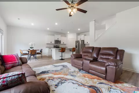 5155 Meadow Ridge Trl, Bessemer, AL 35022