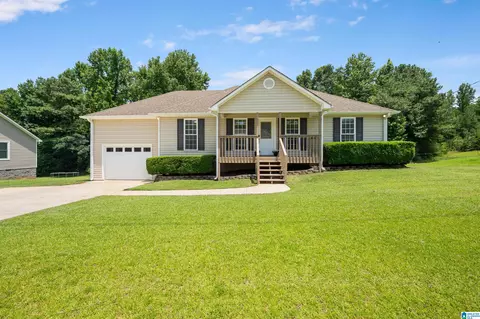 160 Hidden Meadows Dr, Hayden, AL 35079