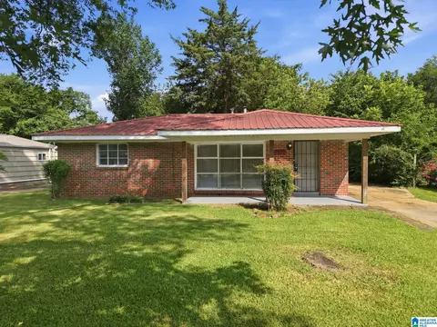 1716 Brizendine Dr, Midfield, AL 35228