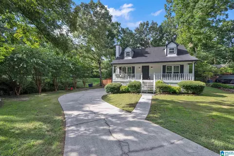 901 5th Ct NW, Alabaster, AL 35007