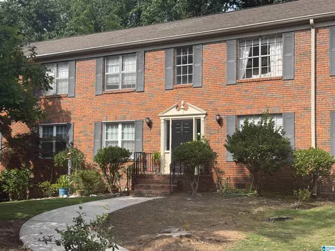 2001 Montreat Pkwy #B, Vestavia Hills, AL 35216