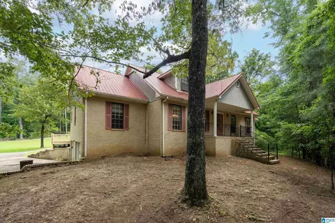 3360 Garrett Dr SE, Bessemer, AL 35022