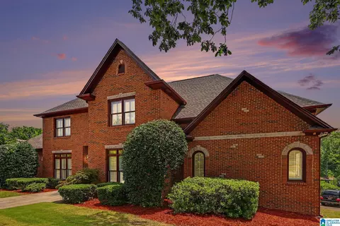 5167 Lake Crest Cir, Hoover, AL 35226