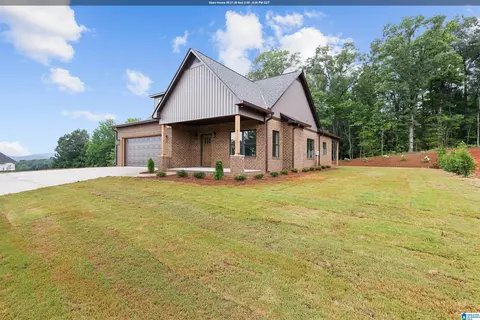 129 Greystone Dr, Oneonta, AL 35121