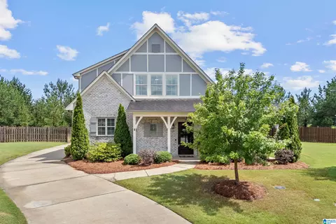 1073 Evan Cir, Chelsea, AL 35043