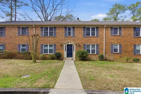 2108 Montreat Dr #D, Vestavia Hills, AL 35216