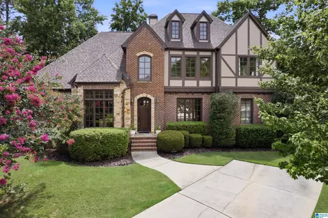 1005 Dexter Cir, Birmingham, AL 35242