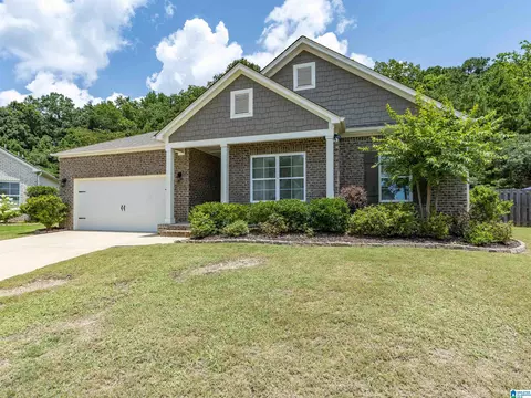 7139 Oak Crescent Ln, Gardendale, AL 35071