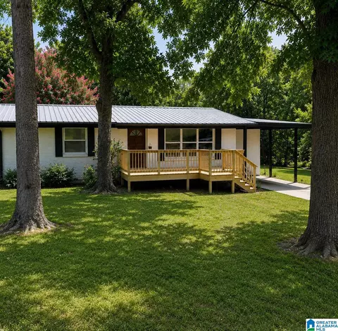 435 6th Ave, Pleasant Grove, AL 35127