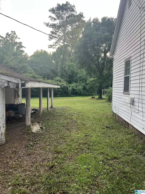 306 Oak Ave NW, Jacksonville, AL 36265