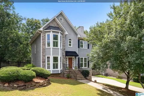 1837 Brookview Ln, Hoover, AL 35216