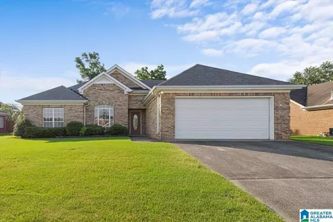 1683 Bradford Ln, Bessemer, AL 35022