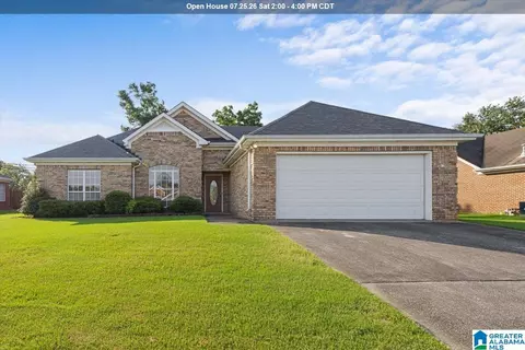 1683 Bradford Ln, Bessemer, AL 35022