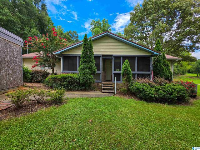 1938 Ma Lee Dr, Moody, AL 35004