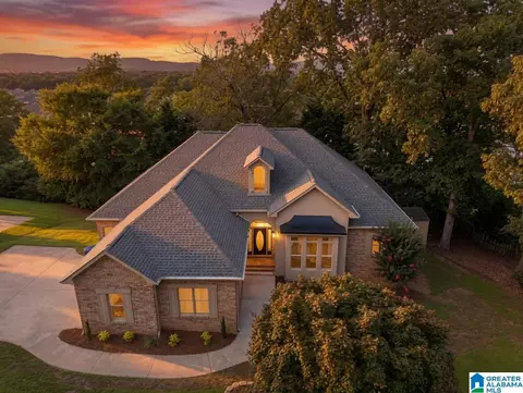 265 Hidden Oaks Dr, Oxford, AL 36203