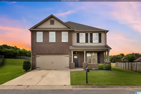 305 Creekside Cir, Pelham, AL 35124
