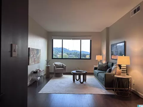 2625 Highland Ave #706, Birmingham, AL 35205