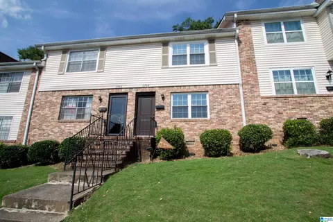 2754 Southbury Cir #2754, Vestavia Hills, AL 35216