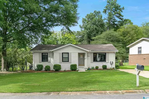 1036 Sherbrooke Dr, Birmingham, AL 35209