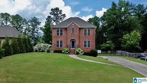 209 Briarwood St, Columbiana, AL 35051