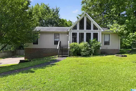 819 Torrey Pines Cir, Birmingham, AL 35215
