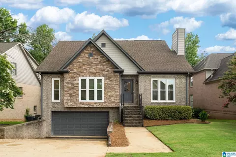 129 Highland Crest Pkwy, Hoover, AL 35226