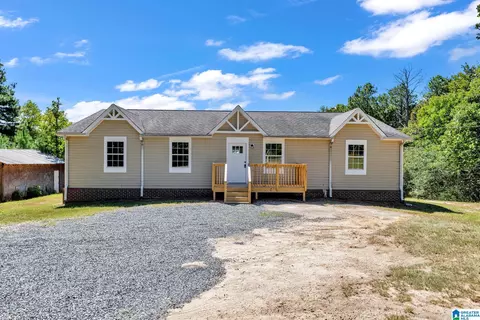 600 Holt Cir, Hayden, AL 35079