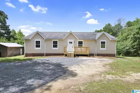 600 Holt Cir, Hayden, AL 35079
