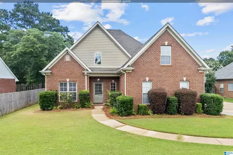111 Sydney Ln, Chelsea, AL 35043