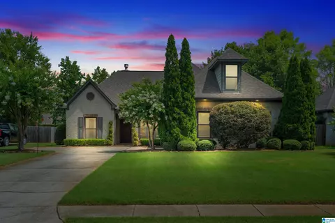660 Barkley Cir, Alabaster, AL 35007