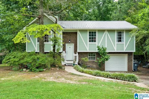 5885 Cheryl Dr, Pinson, AL 35126