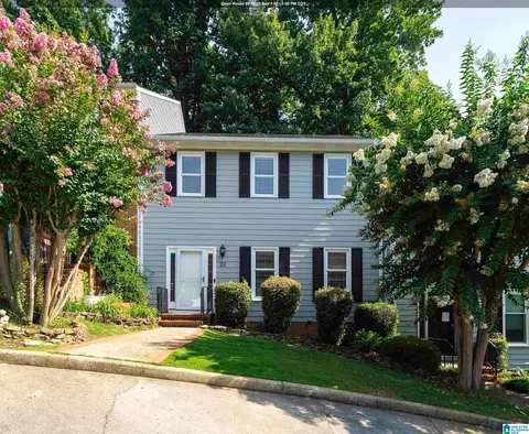 23 The Falls Dr, Vestavia Hills, AL 35216