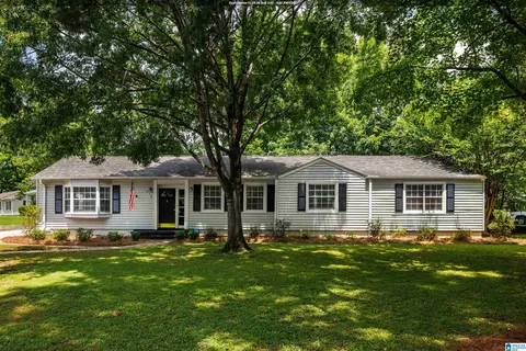616 Strathmore Rd, Birmingham, AL 35213