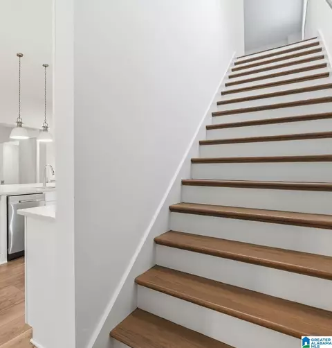 Entry Way - 2949 Blackridge Pl, Hoover, AL 35244 photo 11 of 12