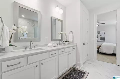 Entry Way - 2949 Blackridge Pl, Hoover, AL 35244 photo 10 of 12