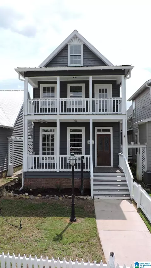 110 Lake Davidson Ln, Helena, AL 35080