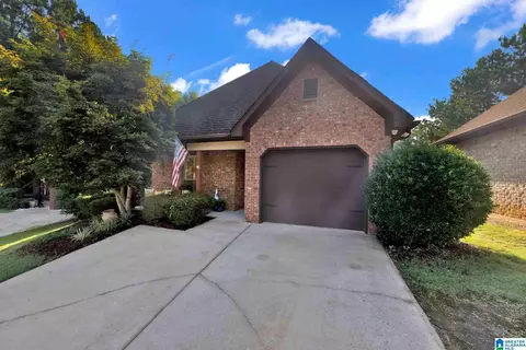 4079 Fulton Springs Ln, Fultondale, AL 35068