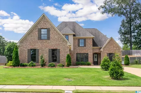 1001 Columbia Cir, Birmingham, AL 35242